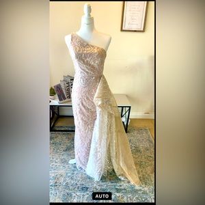 Prom One Shoulder Nude Size 4 Side Slit Formal Dress by Sherri Hill 54841